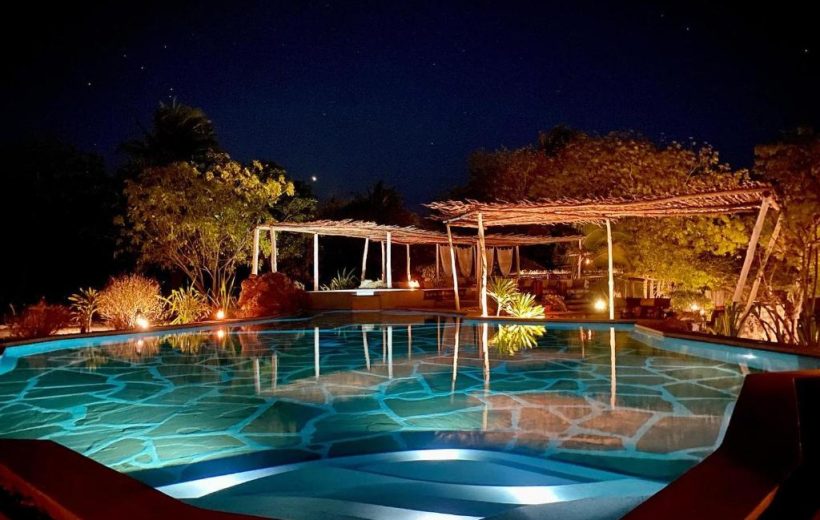The Rock and Sea Bubble Ecolodge